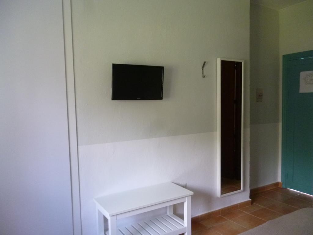 Hostal Las Cumbres كونيل ذي لا فرونتيرا المظهر الخارجي الصورة